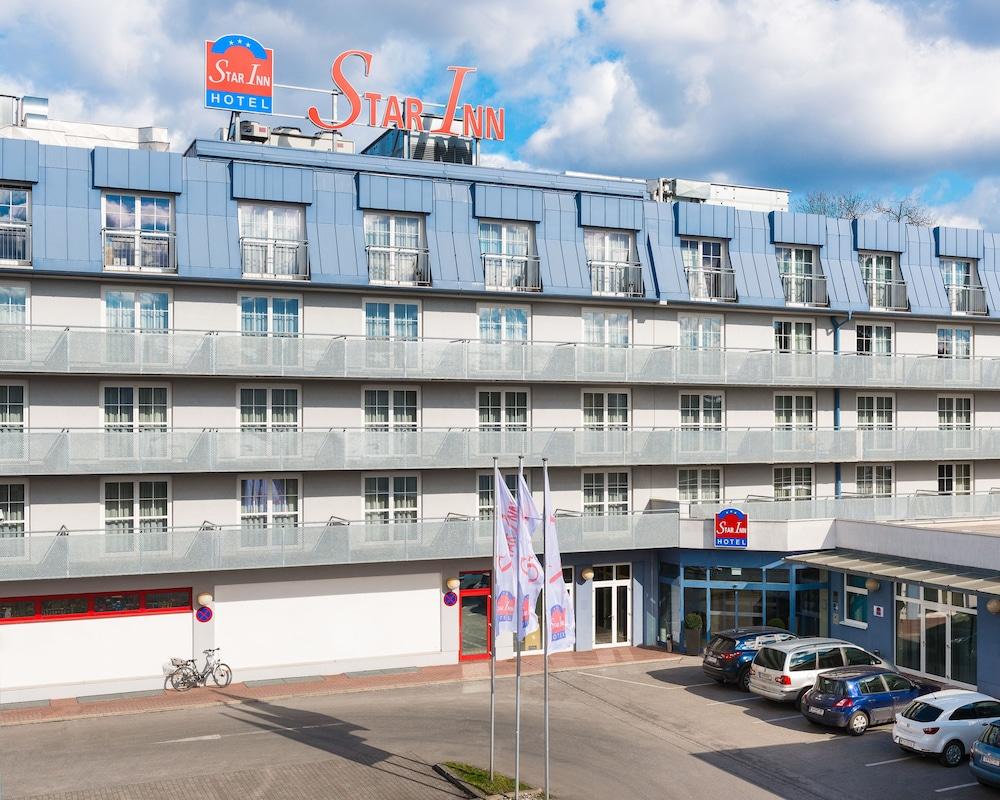 Star Inn Hotel Premium Грац Екстериор снимка